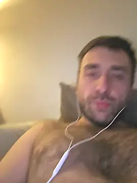 Snapshot of TIGERRR86 chatting on 02.16.26 TIGERRR86 online show from 02.16.26