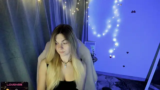 Sweet me  online show from 10.13.25