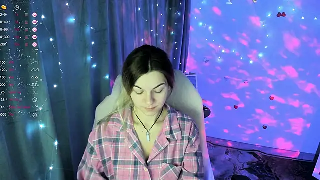 Sweet me  online show from 11.21.25