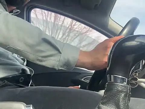 Snapshot of beyourself1323 chatting on 03.11.25 beyourself1323 online show from 03.11.25