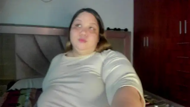 Venus queenn online show from 12.17.24