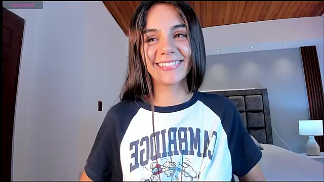 Snapshot of martina_mancini chatting on 02.21.25 martina mancini online show from 02.21.25