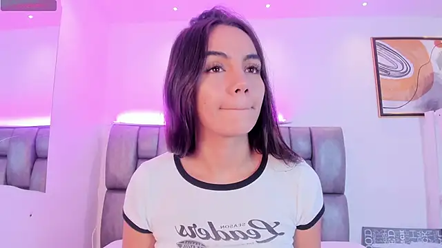 Snapshot of martina_mancini chatting on 09.18.25 martina mancini online show from 09.18.25