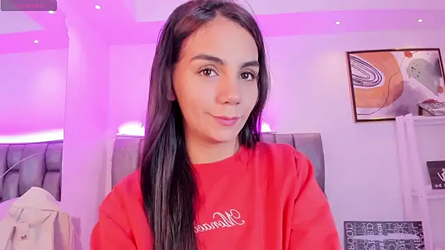 Snapshot of martina_mancini chatting on 10.04.25 martina mancini online show from 10.04.25