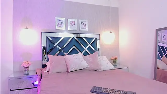 Snapshot of Miakhalifa_7 chatting on 02.05.25 Miakhalifa 7 online show from 02.05.25