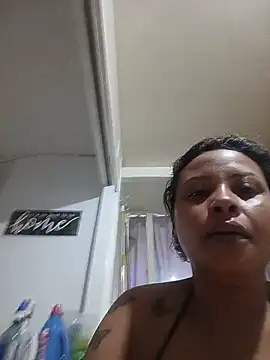 Snapshot of Dominik_girl chatting on 05.17.26 Dominik girl online show from 05.17.26