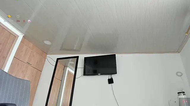 manucute 23  online show from 03.18.25