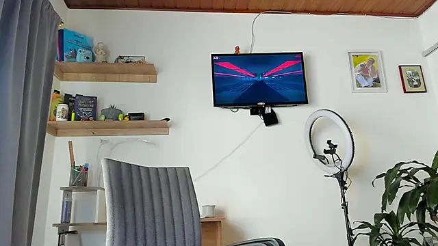 manucute 23  online show from 12.03.25