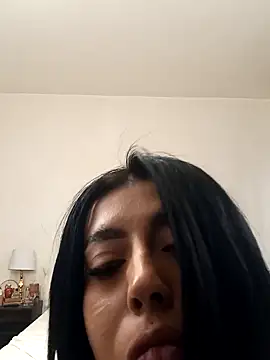 GiseleReine online show from 02.10.25