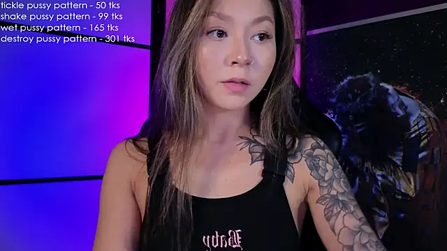 Snapshot of im_casey chatting on 01.24.25 im casey online show from 01.24.25