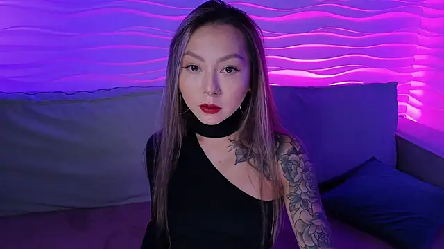 Snapshot of im_casey chatting on 09.14.25 im casey online show from 09.14.25