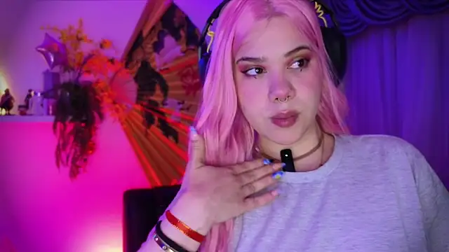 albaismynameX online show from 09.13.25