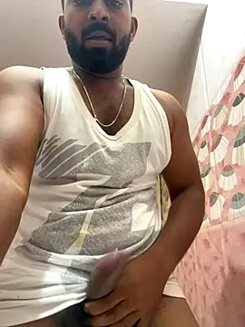 Handsomehunk 4U online show from 12.04.24