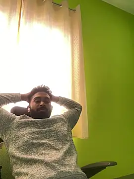 Handsomehunk 4U online show from 12.11.24