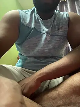 Handsomehunk 4U online show from 02.02.25