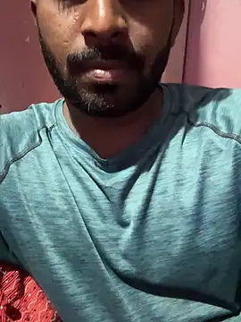 Handsomehunk 4U online show from 02.15.25