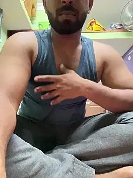 Handsomehunk 4U online show from 02.23.25