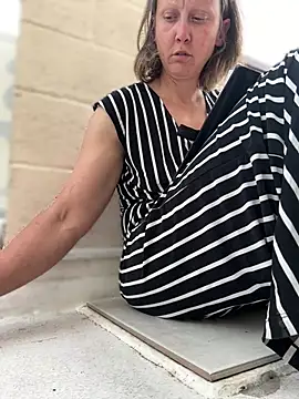 Snapshot of SexyB214 chatting on 02.16.25 SexyB214 online show from 02.16.25