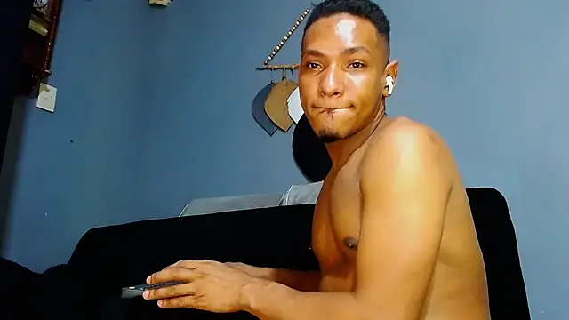 Grandeygruesa1 online show from 02.12.25