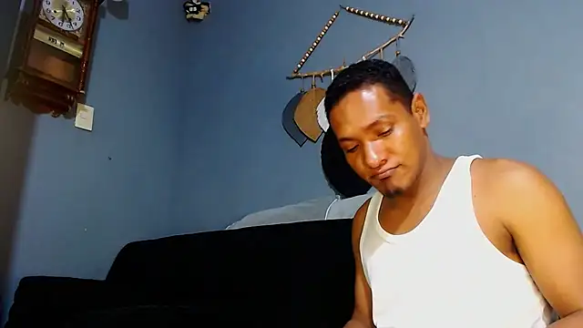 Grandeygruesa1 online show from 03.12.25