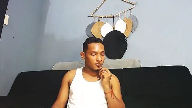 Grandeygruesa1 online show from 02.13.26