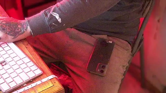 Snapshot of AlanDickson chatting on 02.19.26 AlanDickson online show from 02.19.26