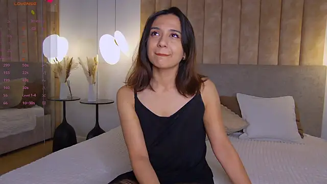 Gabriella Wils online show from 07.07.26