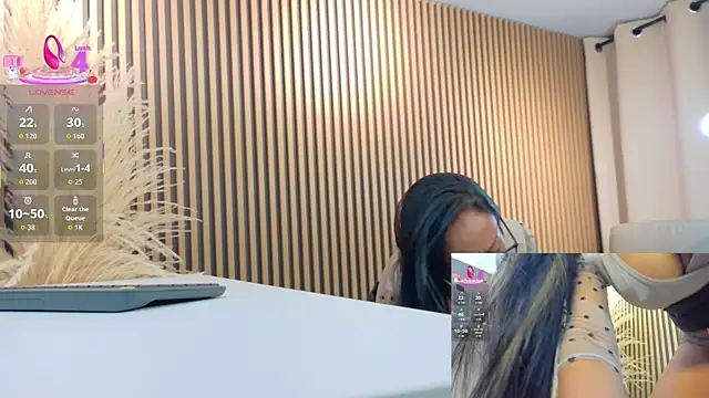 lulu 072 online show from 11.13.25