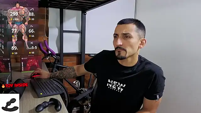 Snapshot of Marck_Muscle chatting on 07.14.26 Marck Muscle online show from 07.14.26