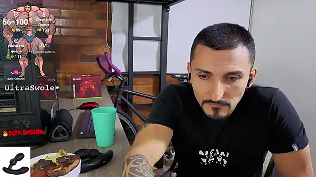 Snapshot of Marck_Muscle chatting on 07.14.26 Marck Muscle online show from 07.14.26
