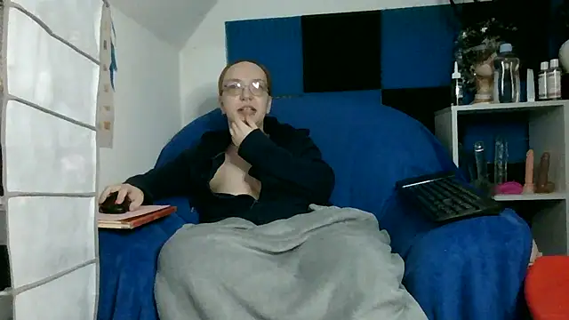 Isabella Geney online show from 03.31.26