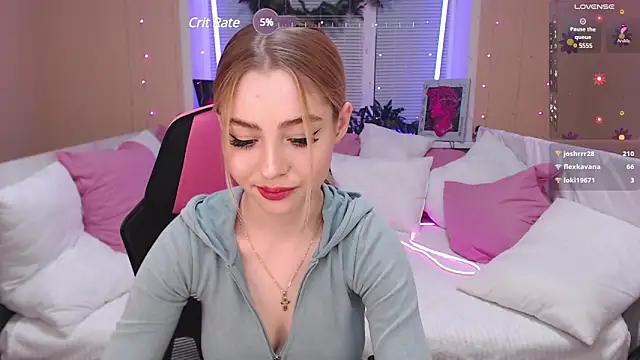 Tessa Walker online show from 01.04.25