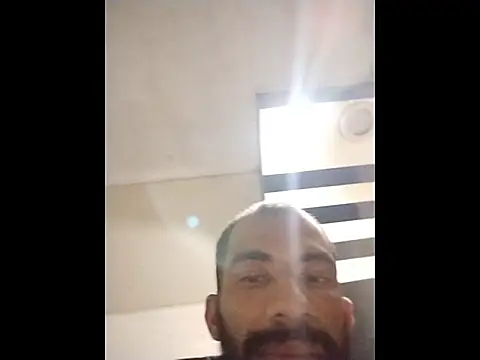 UncutToyBoy23cm online show from 12.20.25