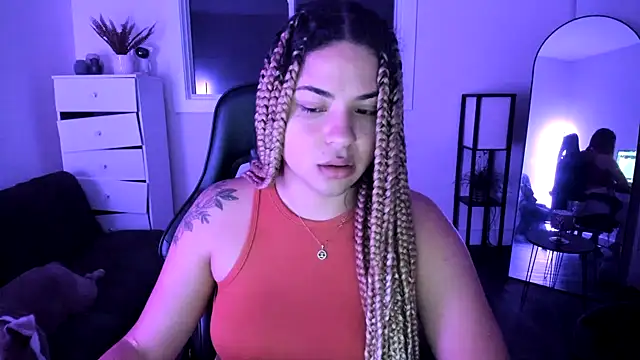 MelSaunders online show from 11.02.25