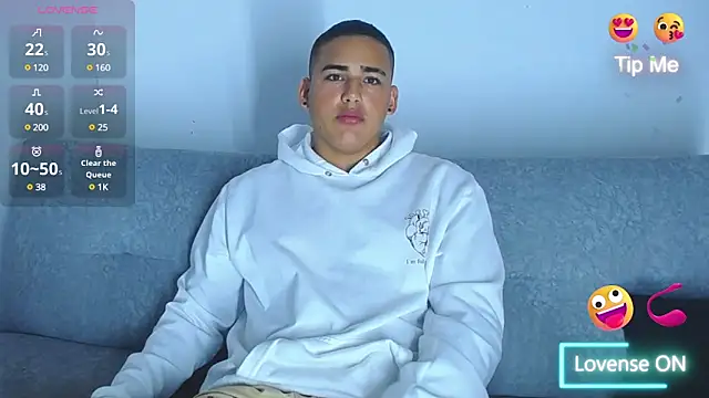 Latino Junge online show from 01.06.25