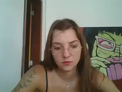 Snapshot of SweetyBabyDemon chatting on 02.10.25 SweetyBabyDemon online show from 02.10.25