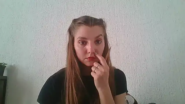 Snapshot of SweetyBabyDemon chatting on 11.29.25 SweetyBabyDemon online show from 11.29.25