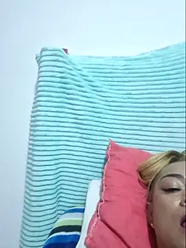 gatadeojosclaros online show from 03.10.25