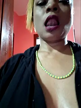 gatadeojosclaros online show from 10.20.25