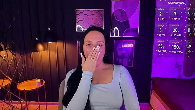 Snapshot of Christy_Calypso chatting on 12.23.24 Christy Calypso online show from 12.23.24