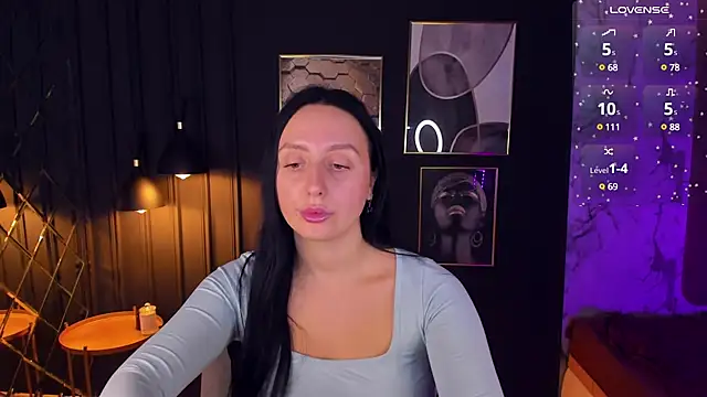 Snapshot of Christy_Calypso chatting on 12.25.24 Christy Calypso online show from 12.25.24