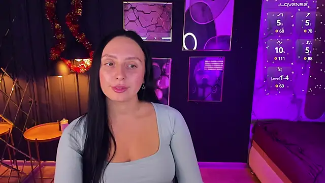 Snapshot of Christy_Calypso chatting on 12.26.24 Christy Calypso online show from 12.26.24