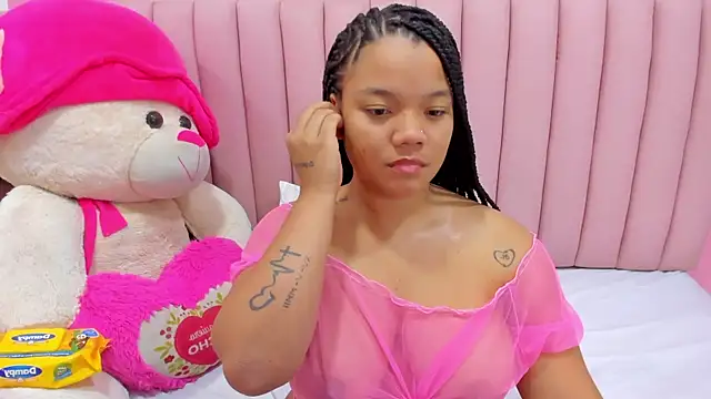 ISABELLA 020 online show from 10.09.25