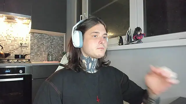  torfin  online show from 03.04.25