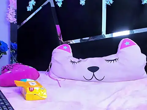 Snapshot of calipso_swet chatting on 09.27.25 calipso swet online show from 09.27.25