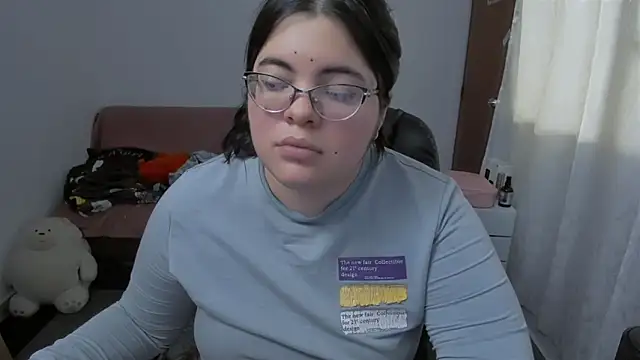 Aria Fullbuster online show from 11.22.25