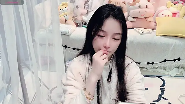 Snapshot of AKiKi711 chatting on 03.24.26 AKiKi711 online show from 03.24.26