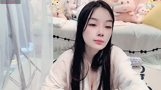 Snapshot of AKiKi711 chatting on 04.04.26 AKiKi711 online show from 04.04.26