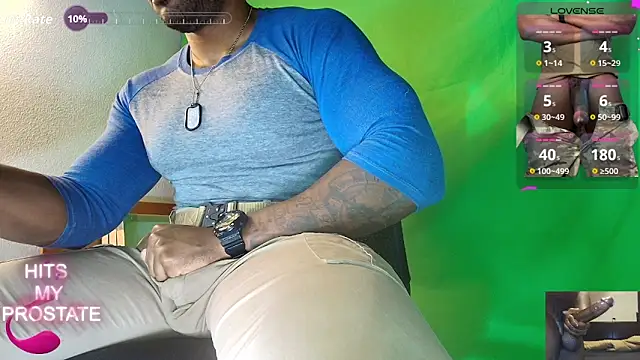 Snapshot of hot_black3 chatting on 09.26.25 hot black3 online show from 09.26.25