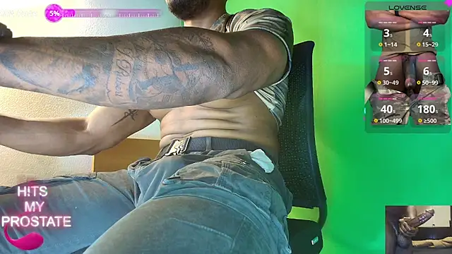 Snapshot of hot_black3 chatting on 10.09.25 hot black3 online show from 10.09.25